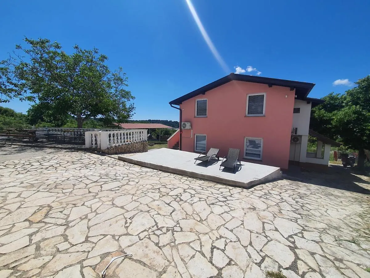 Vila Nejra1 Sa Bazenom Apartment Pula