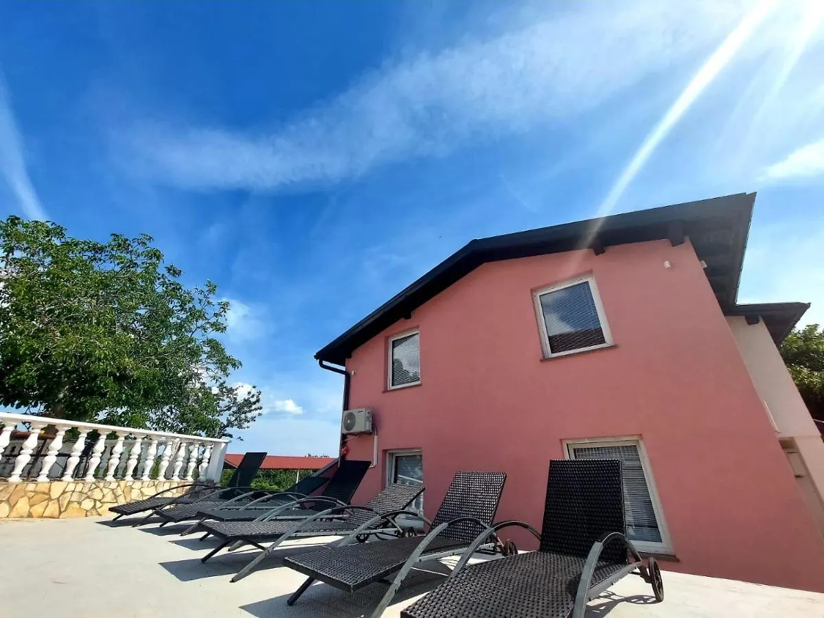 Vila Nejra1 Sa Bazenom Apartment Pula