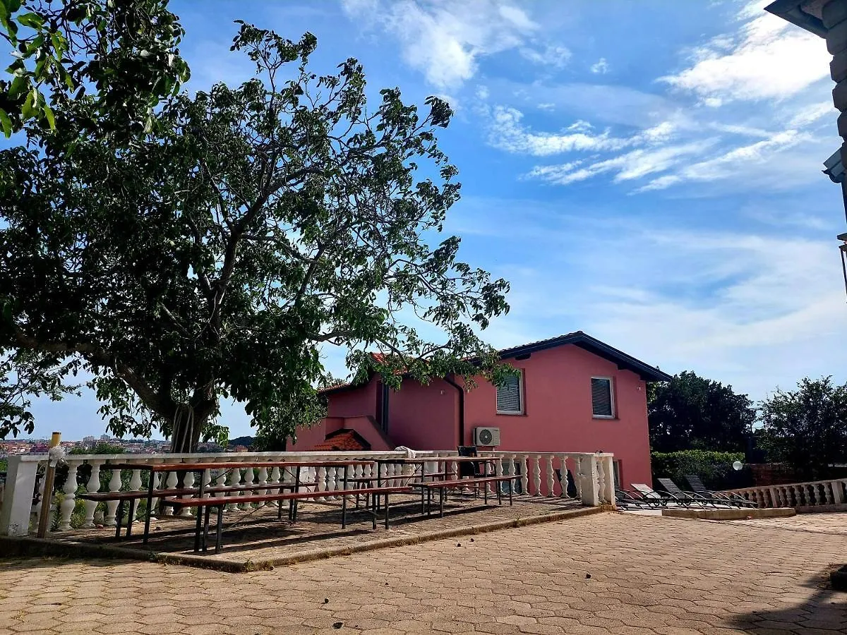Vila Nejra1 Sa Bazenom Apartment Pula