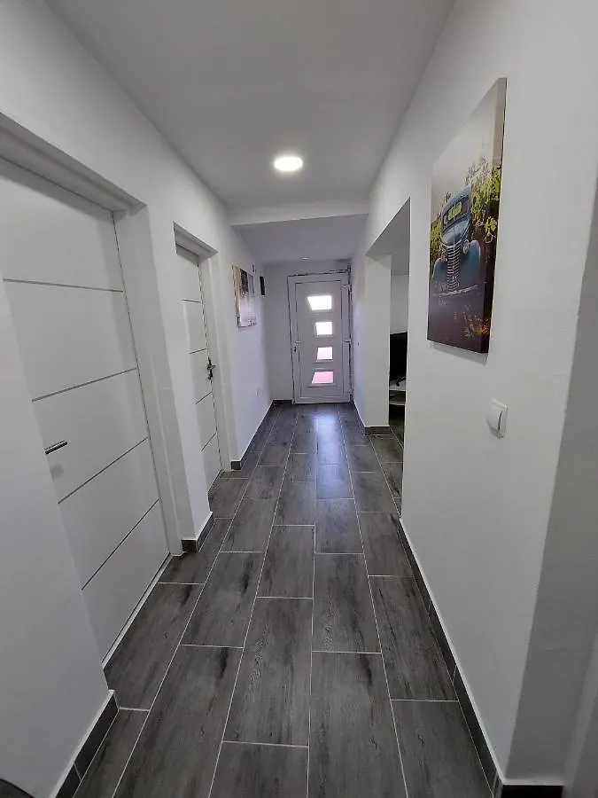 Vila Nejra1 Sa Bazenom Apartment Pula