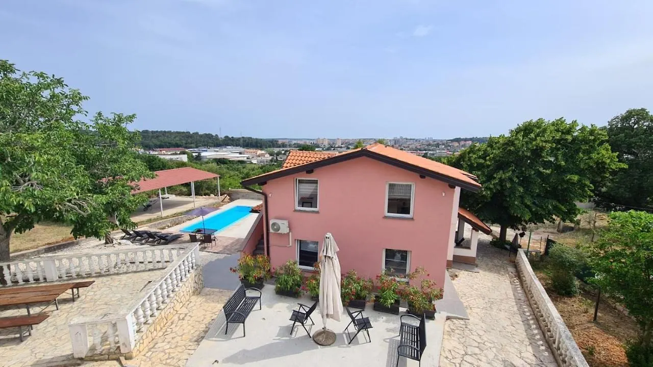 Vila Nejra1 Sa Bazenom Apartment Pula