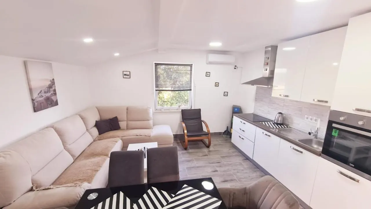 Vila Nejra1 Sa Bazenom Apartment Pula
