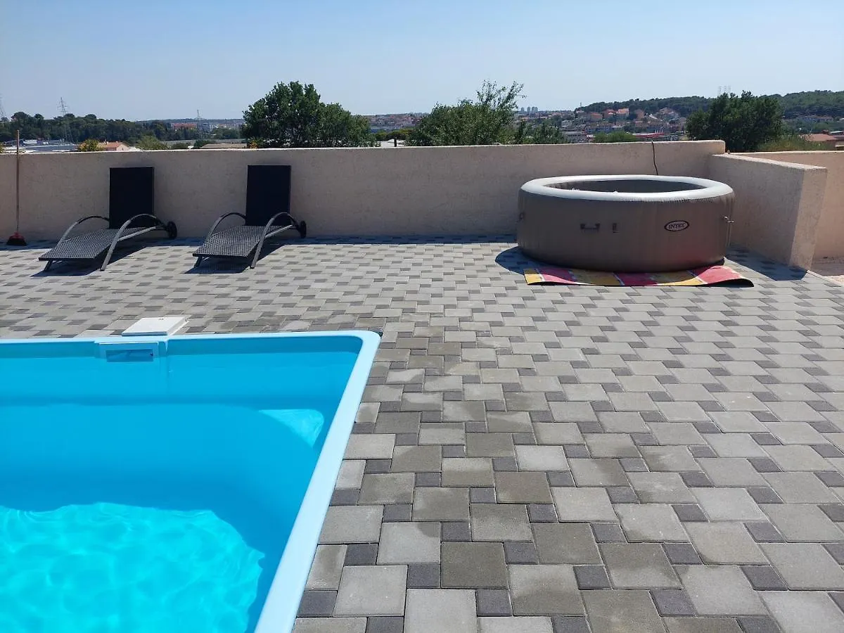 Vila Nejra1 Sa Bazenom Apartment Pula Croatia